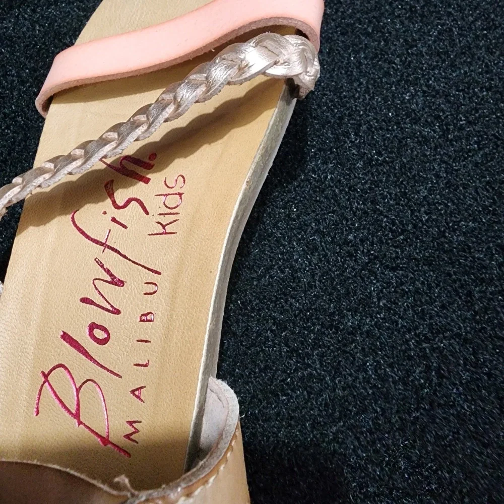 Blowfish Malibu Kids Girls Tan Pink Braided Strap Sandals Size‎ 8